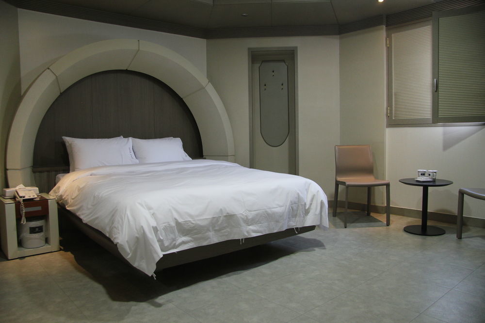 Hotel Tate Suwon Buitenkant foto