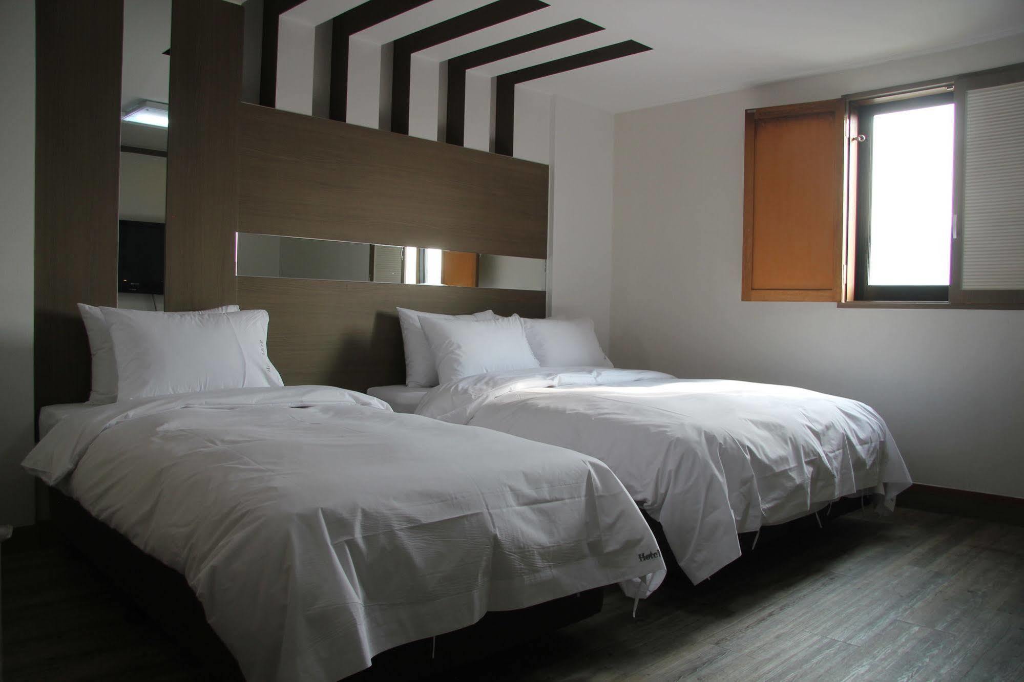 Hotel Tate Suwon Buitenkant foto